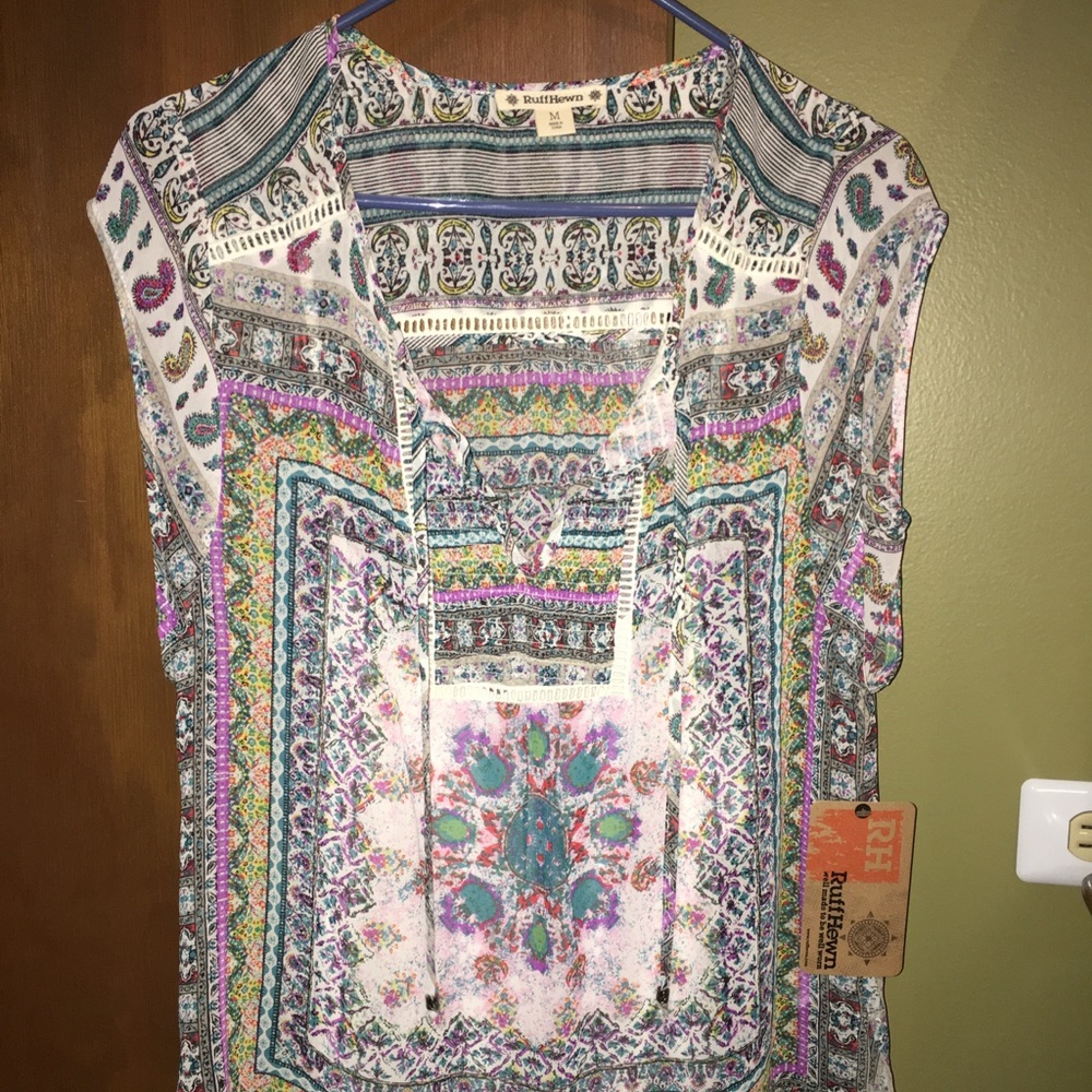 Women’s printed top